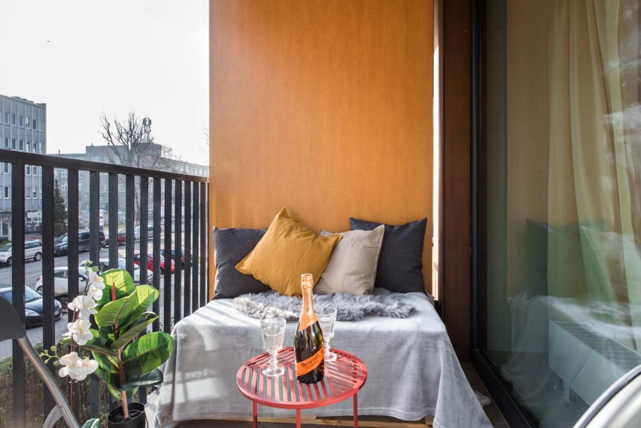 Superapart Rydygiera, Pet-friendly With Patio & Self Check-in Apartment